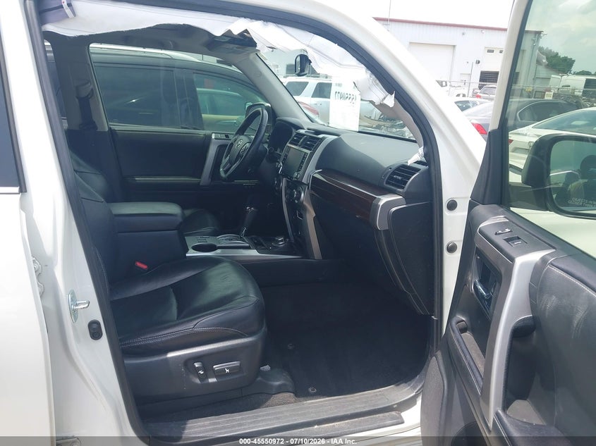 2020 Toyota 4runner VIN JTEBU5JR0L5814479 IAAI salvage auction — REAR END, Salvage Title, sold $21,100 on 2026-08-05 (photo 5)