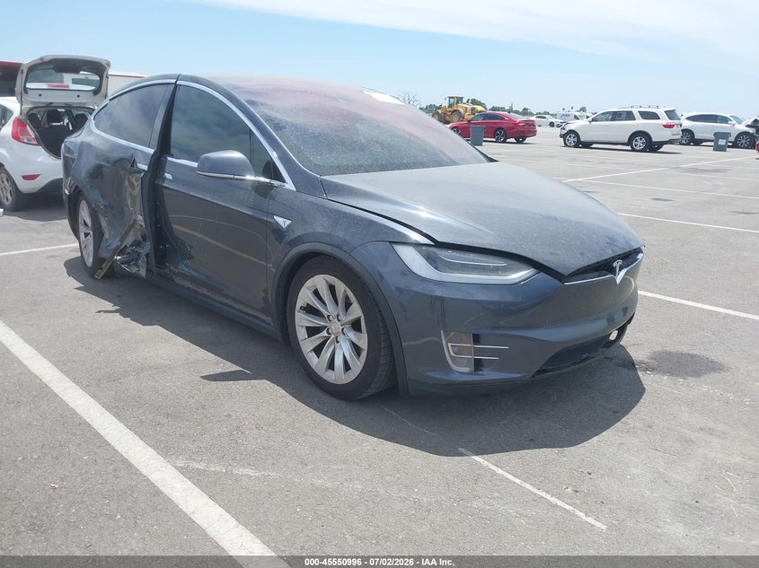 2016 Tesla Model x VIN 5YJXCBE27GF015392 IAAI salvage auction — SIDE, Salvage Title, sold $3,950 on 2026-07-23 (photo 1)