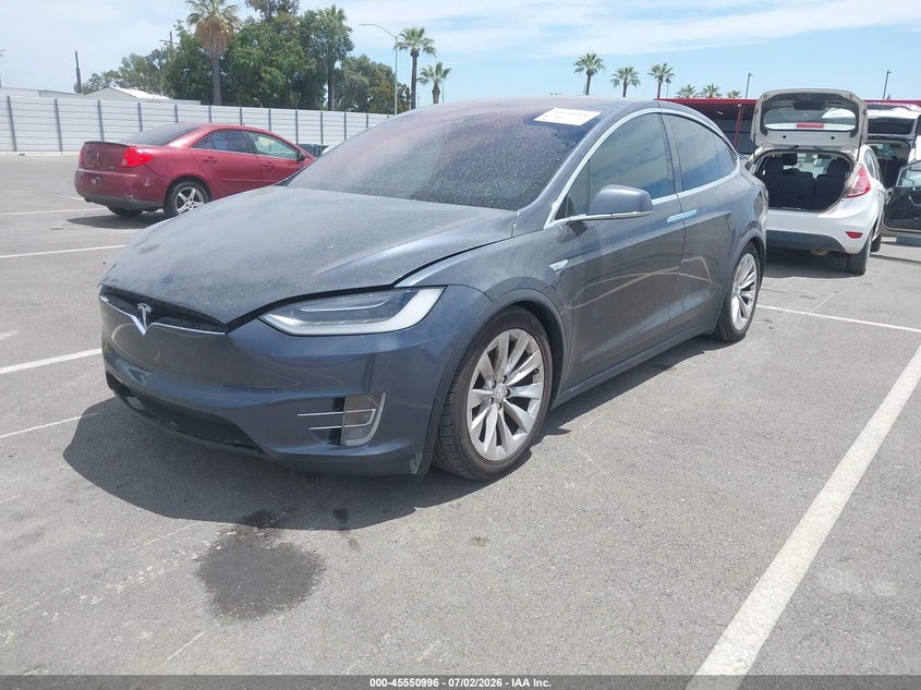 2016 Tesla Model x VIN 5YJXCBE27GF015392 IAAI salvage auction — SIDE, Salvage Title, sold $3,950 on 2026-07-23 (photo 2)