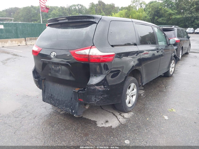 2020 Toyota Sienna VIN 5TDZZ3DC5LS032981 IAAI salvage auction — FRONT END, Clear (New York), sold $14,150 on 2026-07-21 (photo 4)