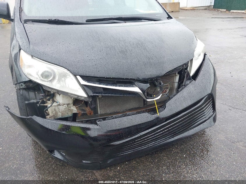 2020 Toyota Sienna VIN 5TDZZ3DC5LS032981 IAAI salvage auction — FRONT END, Clear (New York), sold $14,150 on 2026-07-21 (photo 6)