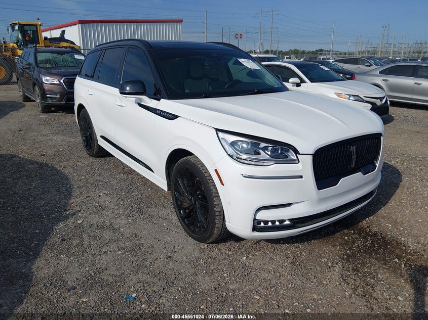 2024 Lincoln Aviator VIN 5LM5J9XCXRGL01928 — IAAI salvage auction photo