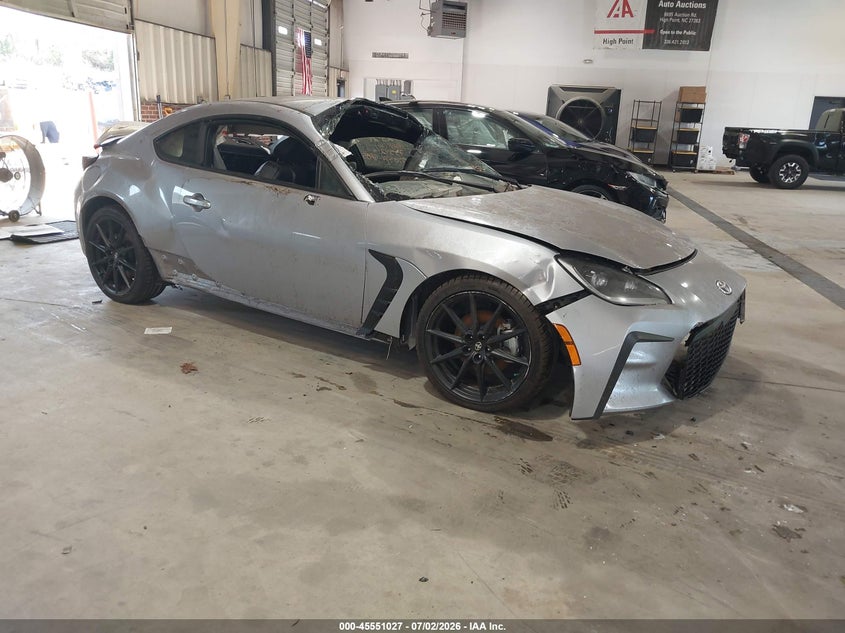 2024 Toyota Gr 86 VIN JF1ZNBE12R8755421 IAAI salvage auction — NORMAL WEAR, Clear (North Carolina), sold $5,450 on 2026-07-30 (photo 1)