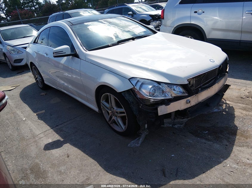 2011 Mercedes-benz E-klasse VIN WDDKJ7CB7BF065669 IAAI salvage auction — FRONT END, Salvage (North Carolina), sold $2,225 on 2026-08-13 (photo 1)
