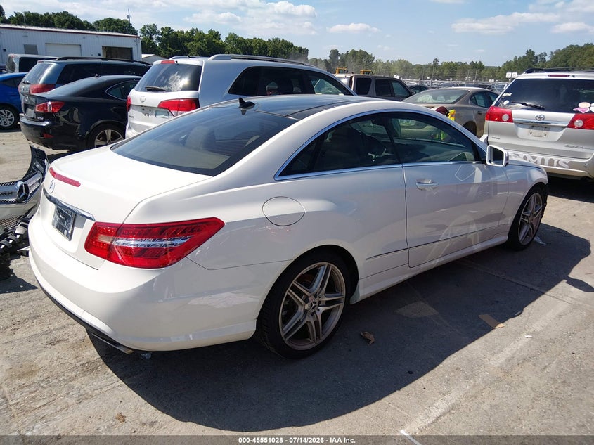 2011 Mercedes-benz E-klasse VIN WDDKJ7CB7BF065669 IAAI salvage auction — FRONT END, Salvage (North Carolina), sold $2,225 on 2026-08-13 (photo 4)