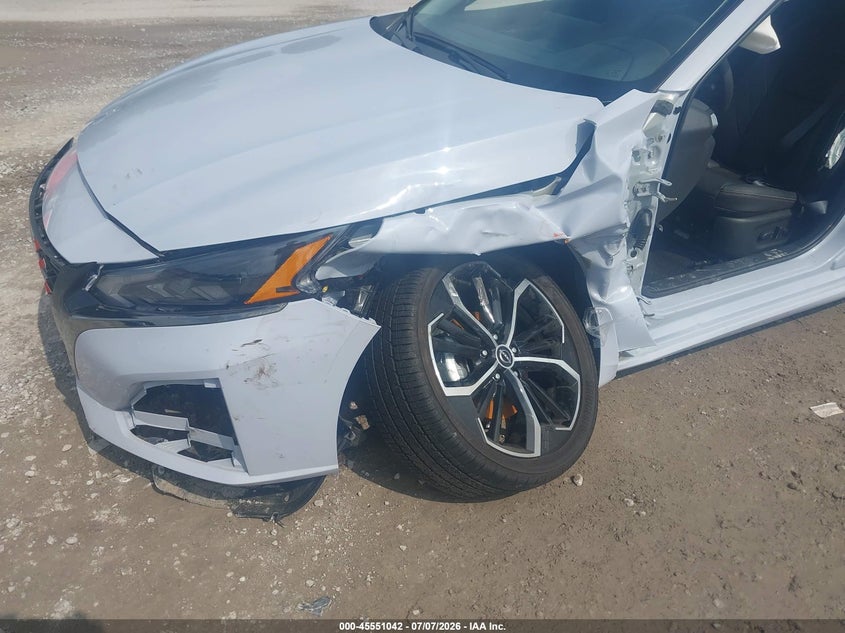 2025 Nissan Altima VIN 1N4BL4CV7SN346900 IAAI salvage auction — SIDE, Salvage (Idaho), sold $6,600 on 2026-08-01 (photo 6)