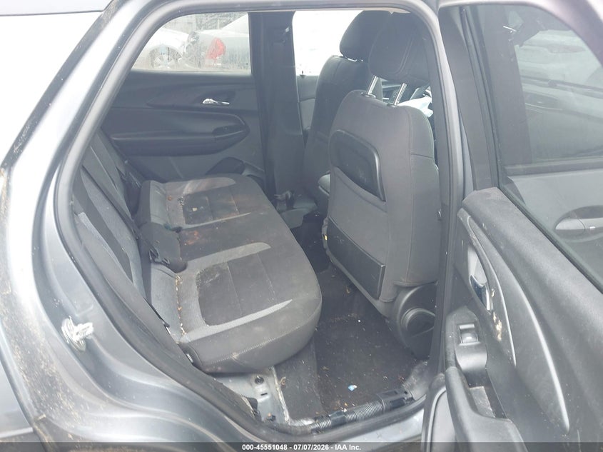2022 Chevrolet Trailblazer VIN KL79MRSL2NB040046 IAAI salvage auction — LEFT & RIGHT, Clear (Pennsylvania), sold $1,300 on 2026-07-16 (photo 8)