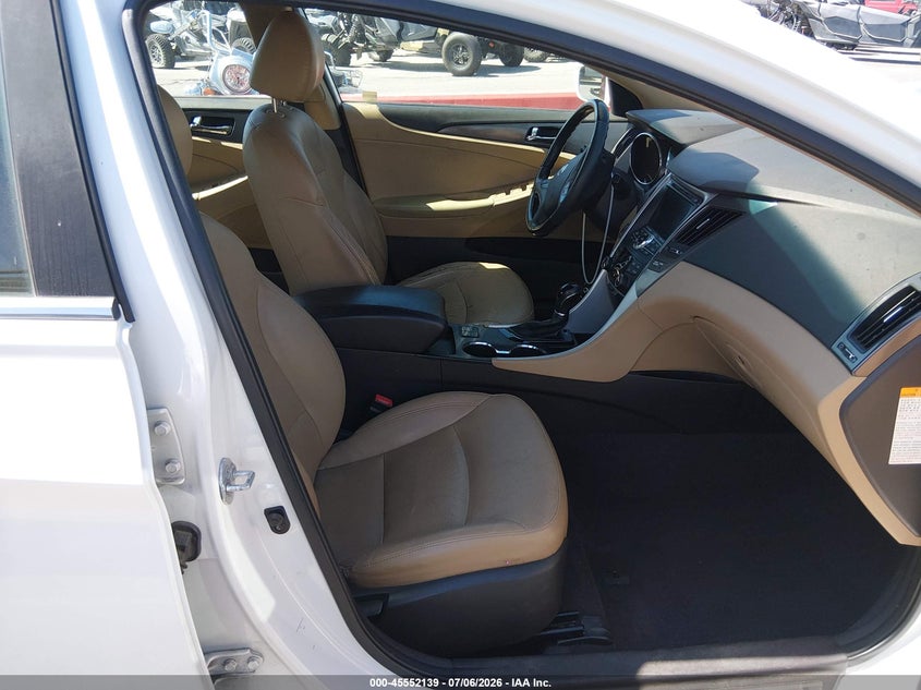 2012 Hyundai Sonata VIN KMHEC4A47CA060650 IAAI salvage auction — NORMAL WEAR, Clear - Dealer Only (California), sold $400 on 2026-07-30 (photo 5)