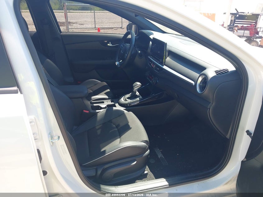 2024 Kia Forte VIN 3KPF54ADXRE728868 IAAI salvage auction — HAIL, Salvage Title, sold $12,150 on 2026-08-20 (photo 5)