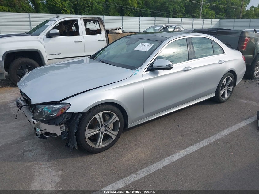 2017 Mercedes-benz E-klasse VIN WDDZF4KB2HA172683 IAAI salvage auction — FRONT END, Salvage (Tennessee), sold $4,550 on 2026-08-05 (photo 2)