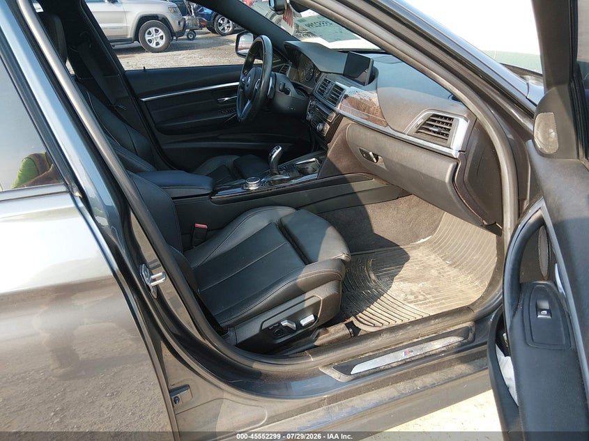 2016 BMW 3er VIN WBA8B7G50GNT14779 IAAI salvage auction — SIDE, Salvage (Idaho), sold $7,300 on 2026-08-17 (photo 5)