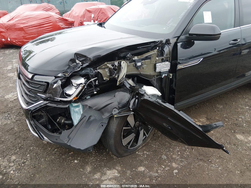 2025 Volkswagen Atlas cross sport VIN 1V2JE2CA1SC230121 IAAI salvage auction — LEFT FRONT, Clear (Florida), sold $13,400 on 2026-07-16 (photo 6)