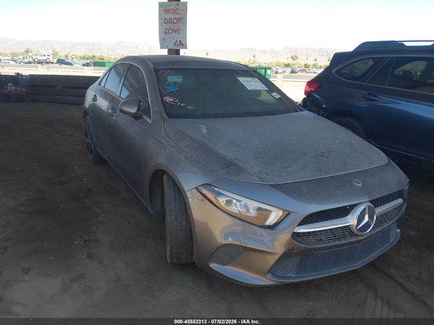 2019 Mercedes-benz A-klasse VIN WDD3G4EB6KW032273 IAAI salvage auction — LEFT FRONT, Salvage Title, sold $4,950 on 2026-07-28 (photo 1)
