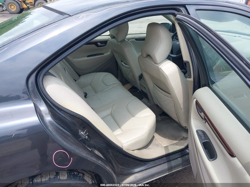 2002 Volvo S60 VIN YV1RS58D422124232 IAAI salvage auction — FRONT END, Salvage - 75% Or Less (Maryland), sold $25 on 2026-07-28 (photo 8)