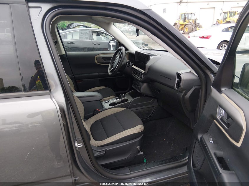 2025 Ford Bronco sport VIN 3FMCR9BN7SRE45947 IAAI salvage auction — LEFT FRONT, Clear (New York), sold $16,375 on 2026-07-31 (photo 5)