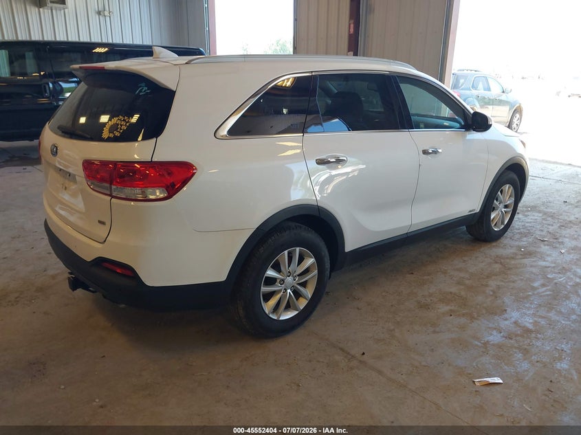 2016 Kia Sorento VIN 5XYPGDA38GG039515 IAAI salvage auction — NORMAL WEAR, Salvage (Michigan), sold $1,500 on 2026-07-28 (photo 4)