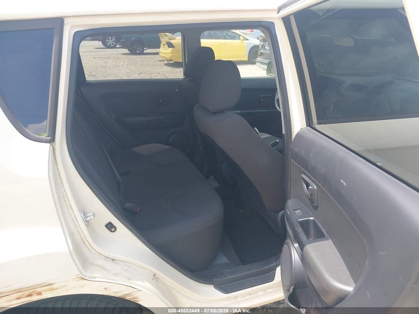 2012 Kia Soul VIN KNDJT2A56C7447820 IAAI salvage auction — NORMAL WEAR, Clear (Georgia), sold $700 on 2026-07-30 (photo 8)