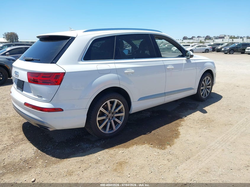 2018 Audi Q7 VIN WA1LHAF73JD021770 IAAI salvage auction — NORMAL WEAR, Clear - Dealer Only (California), sold $7,350 on 2026-07-13 (photo 4)