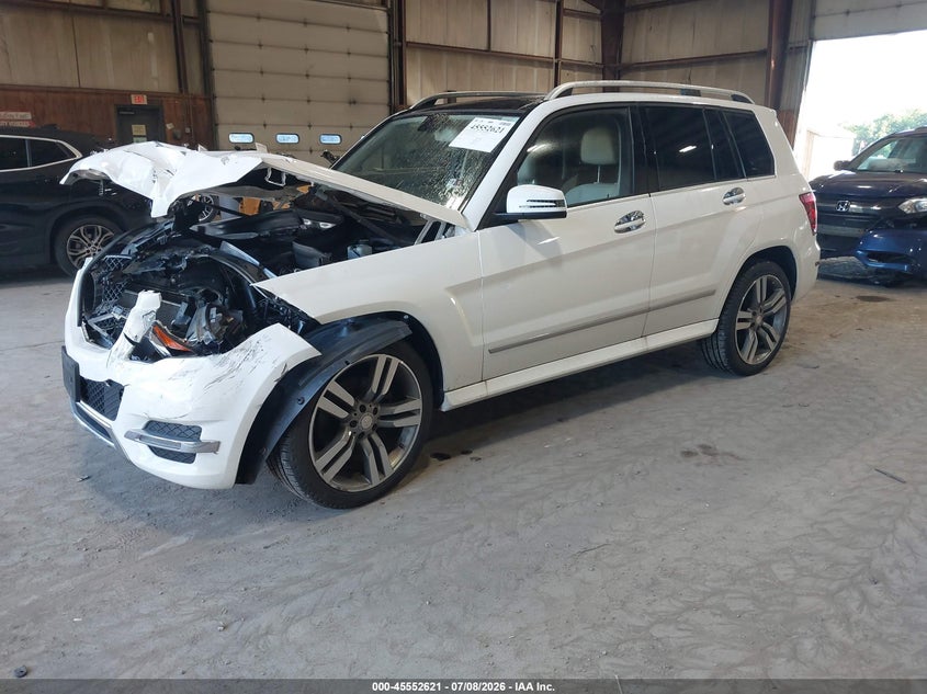 2014 Mercedes-benz Glk-klasse VIN WDCGG8JB2EG318199 IAAI salvage auction — LEFT FRONT, Salvage Title, sold $3,950 on 2026-08-12 (photo 2)