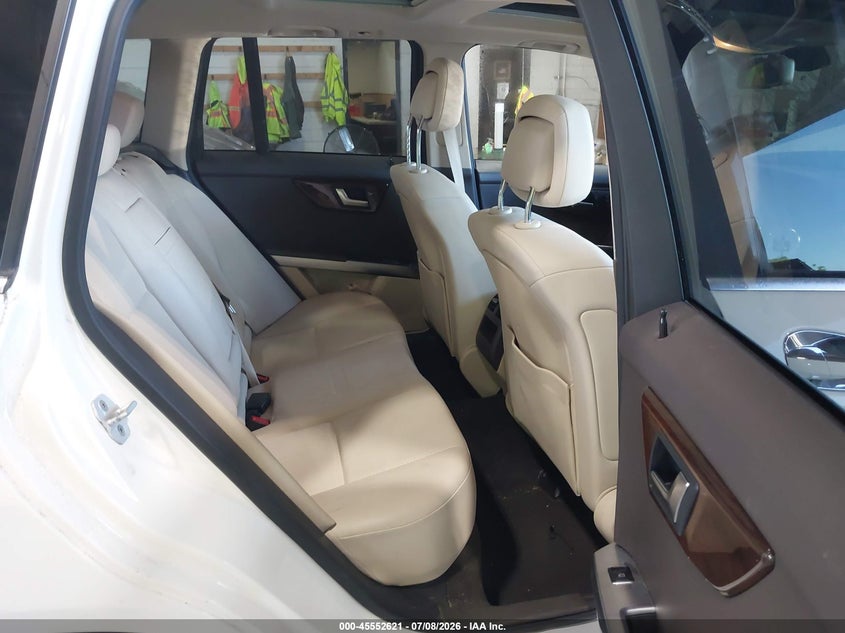 2014 Mercedes-benz Glk-klasse VIN WDCGG8JB2EG318199 IAAI salvage auction — LEFT FRONT, Salvage Title, sold $3,950 on 2026-08-12 (photo 8)