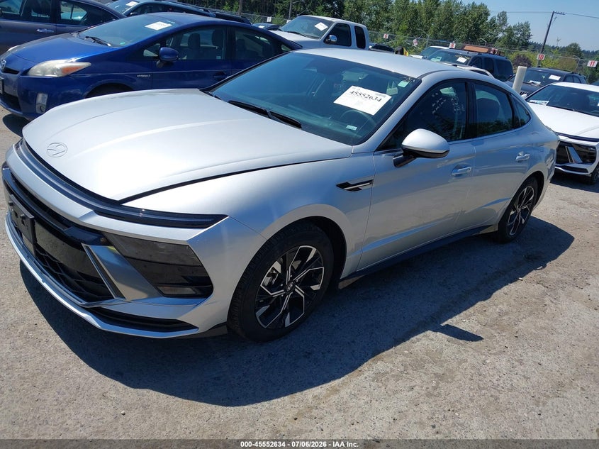 2025 Hyundai Sonata VIN KMHL64JA7SA478502 IAAI salvage auction — RIGHT FRONT, Salvage Title, sold $11,750 on 2026-07-08 (photo 2)