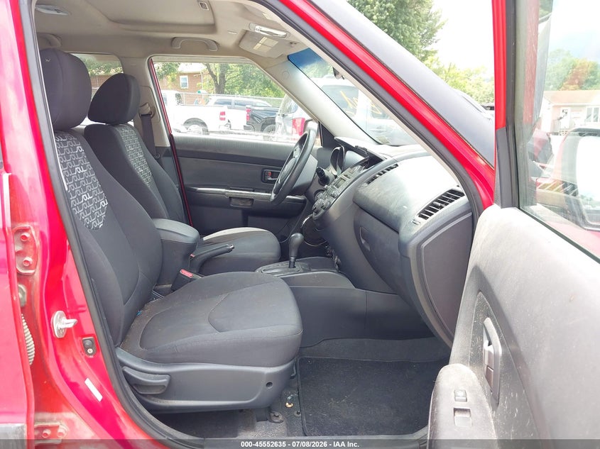 2010 Kia Soul VIN KNDJT2A28A7112447 IAAI salvage auction — NORMAL WEAR, Clear (Virginia), sold $400 on 2026-07-21 (photo 5)