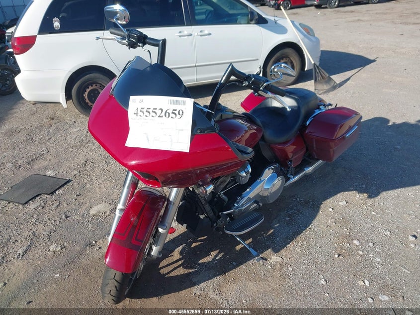 2020 Harley-davidson Road glide VIN 1HD1KHC11LB674683 IAAI salvage auction — RIGHT SIDE, Clear (Oklahoma), sold $7,750 on 2026-09-09 (photo 2)