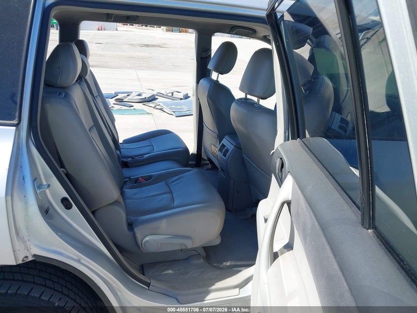 2008 Toyota Highlander VIN JTEDS41A582019293 IAAI salvage auction — FRONT & REAR, Salvage (California), sold $775 on 2026-07-18 (photo 8)