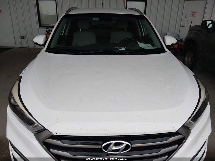 2016 Hyundai Tucson VIN KM8J3CA23GU137767 IAAI salvage auction — WATER/FLOOD, Salvage (Texas), sold $2,250 on 2026-08-01 (photo 6)