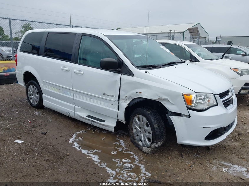 2017 Dodge Caravan VIN 2C7WDGBG4HR784060 IAAI salvage auction — SIDE, Salvage Title, sold $7,100 on 2026-10-08 (photo 1)