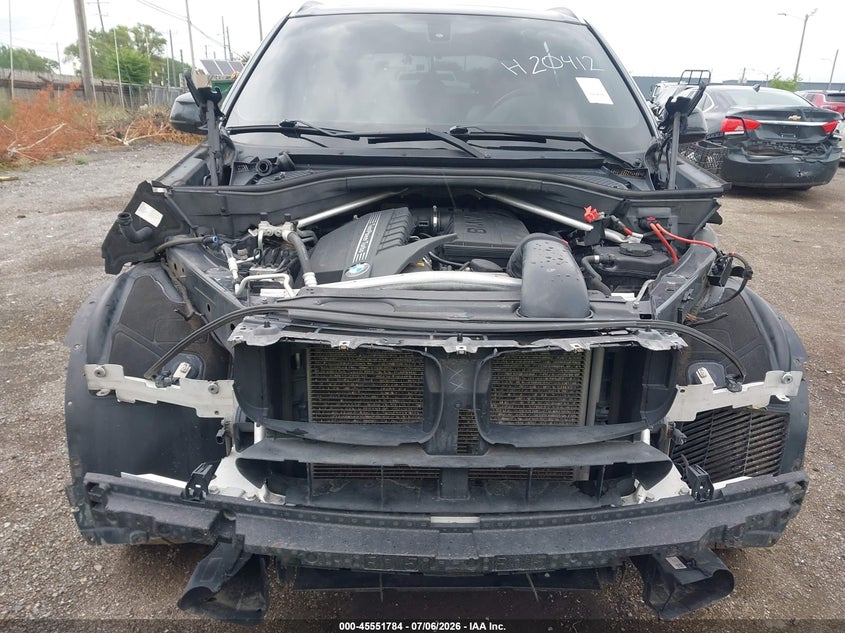 2014 BMW X5 VIN 5UXKR0C57E0H20412 IAAI salvage auction — THEFT, Wait Title, sold $700 on 2026-09-17 (photo 6)