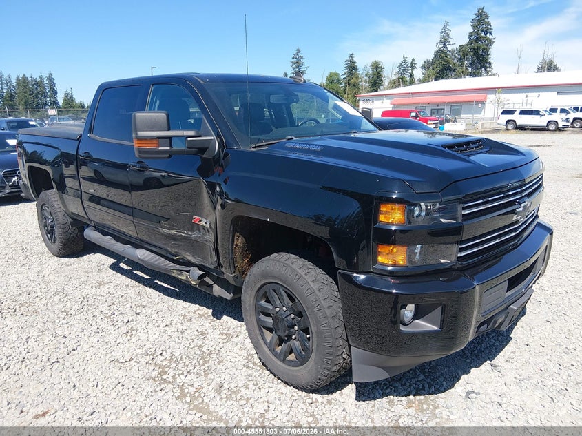 2017 Chevrolet Silverado VIN 1GC1KWEY8HF127314 IAAI salvage auction — RIGHT SIDE, Salvage Title, sold $24,400 on 2026-07-29 (photo 1)