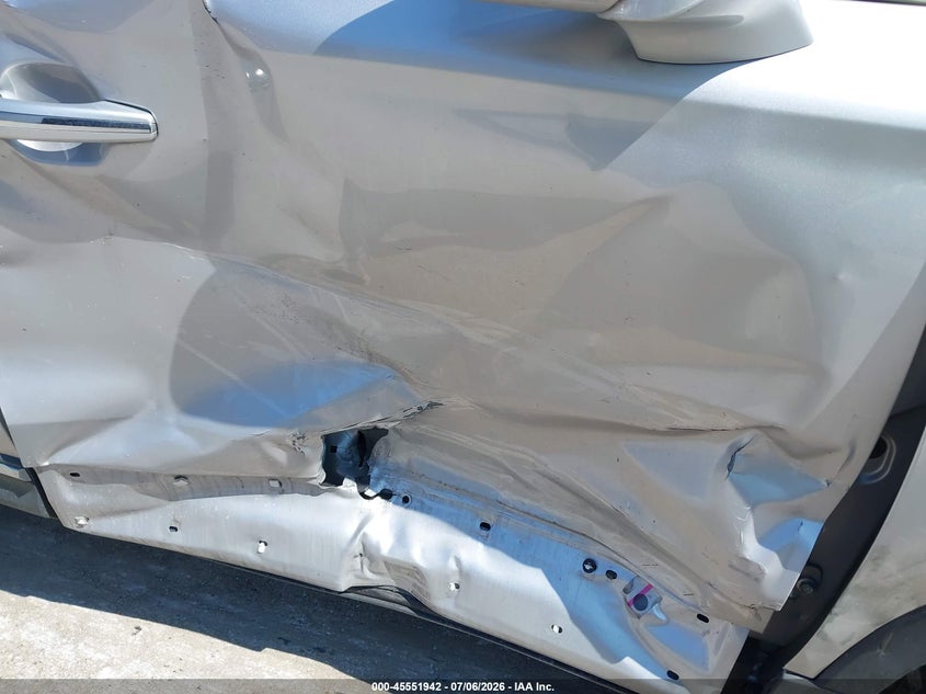 2019 Lincoln Mkc VIN 5LMTJ3DH1KUL33856 IAAI salvage auction — RIGHT SIDE, Wait Title, sold $4,250 on 2026-09-26 (photo 6)