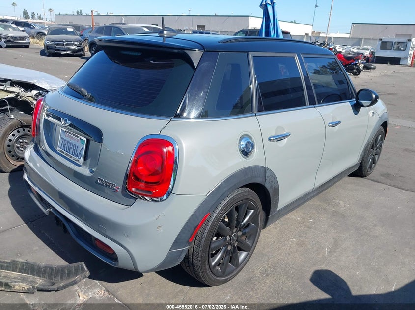 2016 Mini Hard top VIN WMWXU3C52G2D27669 IAAI salvage auction — REAR END, Wait Title, sold $3,750 on 2026-08-19 (photo 4)