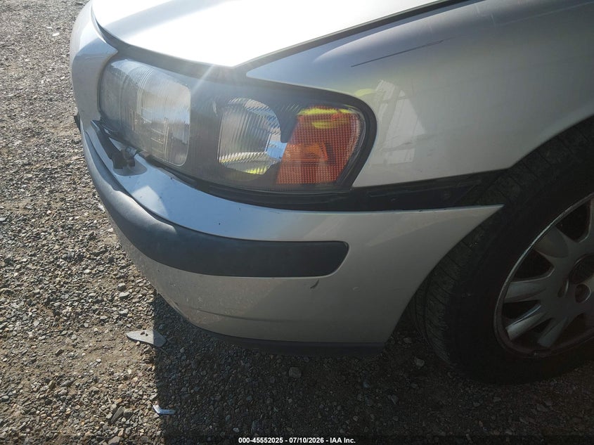 2002 Volvo S60 VIN YV1RS61R322162417 IAAI salvage auction — NORMAL WEAR, Clear (Louisiana), sold $125 on 2026-07-20 (photo 6)