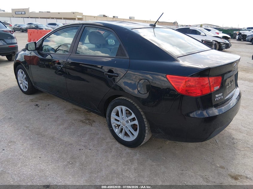 2012 Kia Forte VIN KNAFU4A22C5585383 IAAI salvage auction — HAIL, Salvage Title, sold $400 on 2026-07-31 (photo 3)
