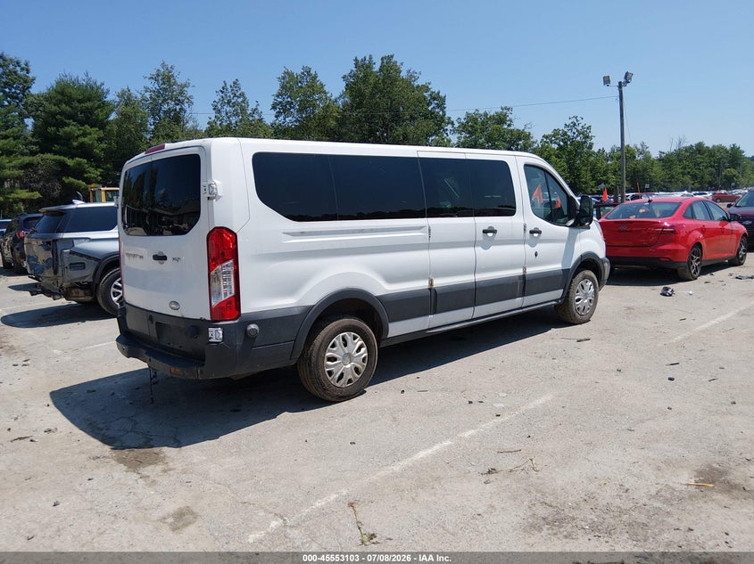 2015 Ford Transit VIN 1FBZX2ZM2FKA31644 IAAI salvage auction — NORMAL WEAR, Original (New Hampshire), sold $1,000 on 2026-07-24 (photo 4)