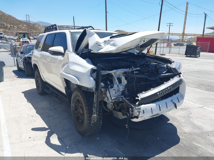 2023 Toyota 4runner VIN JTELU5JR5P6167694 IAAI salvage auction — RIGHT FRONT, Salvage Title, sold $20,400 on 2026-07-31 (photo 6)
