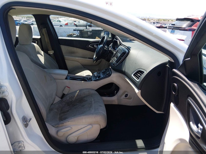 2016 Chrysler 200 VIN 1C3CCCABXGN160152 IAAI salvage auction — NORMAL WEAR, Salvage Title, sold $775 on 2026-07-17 (photo 5)