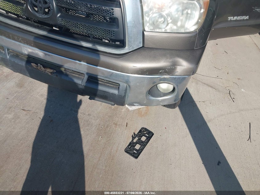 2010 Toyota Tundra VIN 5TFRY5F12AX075420 IAAI salvage auction — NORMAL WEAR, Original (Texas), sold $3,125 on 2026-07-31 (photo 6)