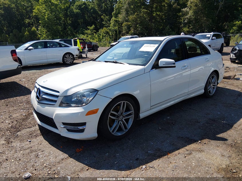 2012 Mercedes-benz C-klasse VIN WDDGF4HB2CA626499 IAAI salvage auction — RIGHT REAR, Salvage (Mississippi), sold $1,800 on 2026-08-05 (photo 2)