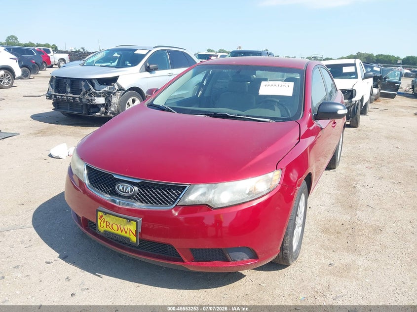 2010 Kia Forte VIN KNAFU4A24A5065361 IAAI salvage auction — SIDE, Salvage (Texas), sold $550 on 2026-07-28 (photo 2)