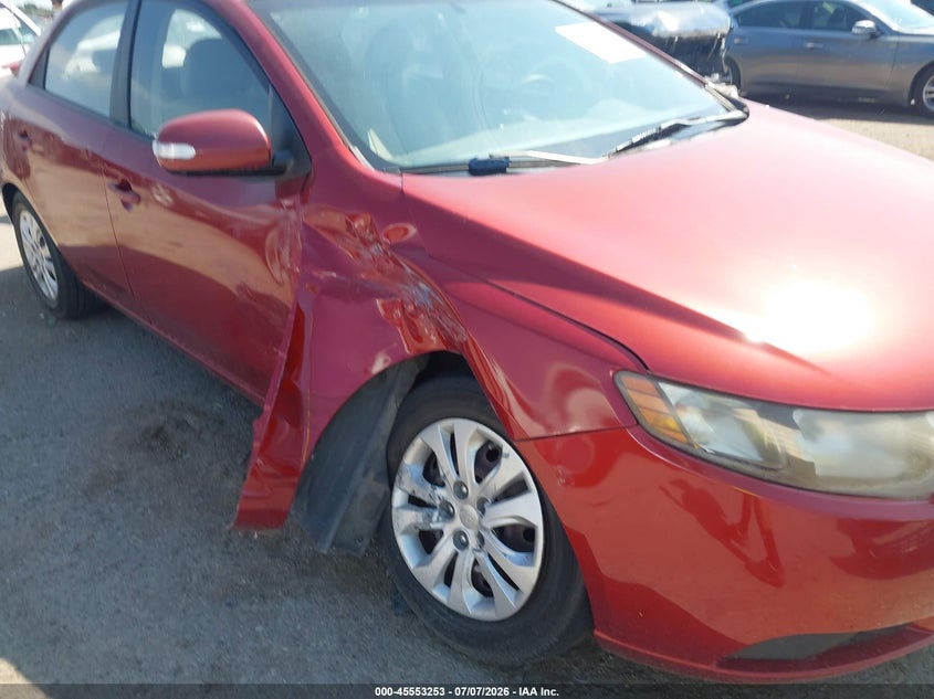 2010 Kia Forte VIN KNAFU4A24A5065361 IAAI salvage auction — SIDE, Salvage (Texas), sold $550 on 2026-07-28 (photo 6)