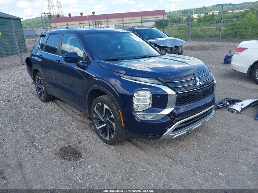 2024 Mitsubishi Outlander VIN JA4J4VA80RZ070434 — IAAI salvage auction photo