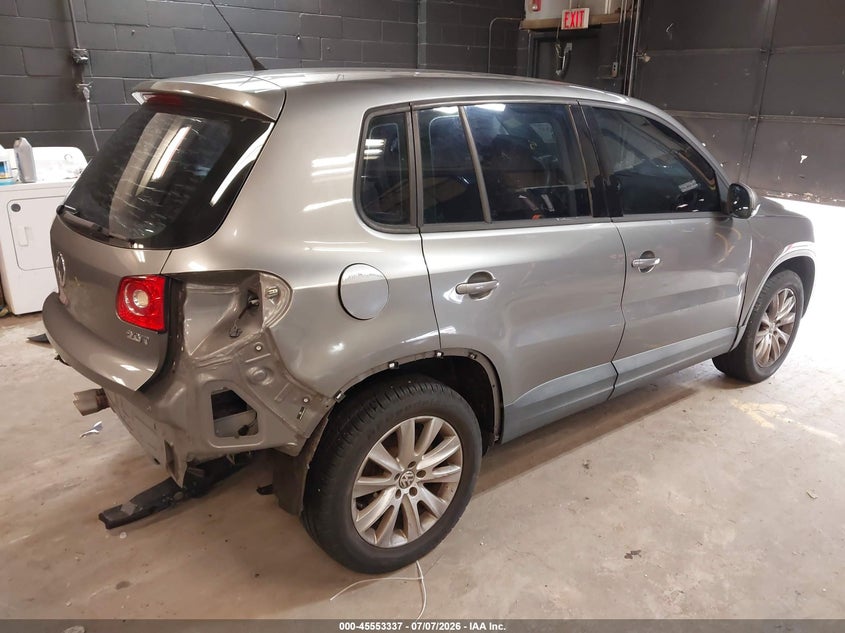 2009 Volkswagen Tiguan VIN WVGAV75N49W513227 IAAI salvage auction — FRONT & REAR, Mv-907A (New York), sold $425 on 2026-08-18 (photo 4)