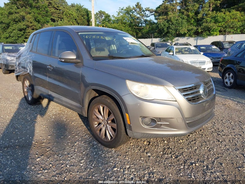 2009 Volkswagen Tiguan VIN WVGAV75N49W513227 IAAI salvage auction — FRONT & REAR, Mv-907A (New York), sold $425 on 2026-08-18 (photo 1)