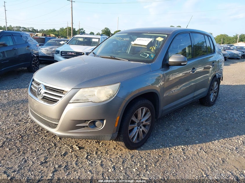 2009 Volkswagen Tiguan VIN WVGAV75N49W513227 IAAI salvage auction — FRONT & REAR, Mv-907A (New York), sold $425 on 2026-08-18 (photo 2)