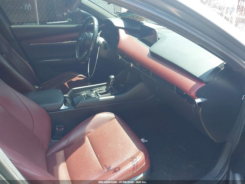 2020 Mazda 3 VIN JM1BPBNMXL1174636 IAAI salvage auction — FRONT END, Salvage (Connecticut), sold $3,200 on 2026-07-28 (photo 5)