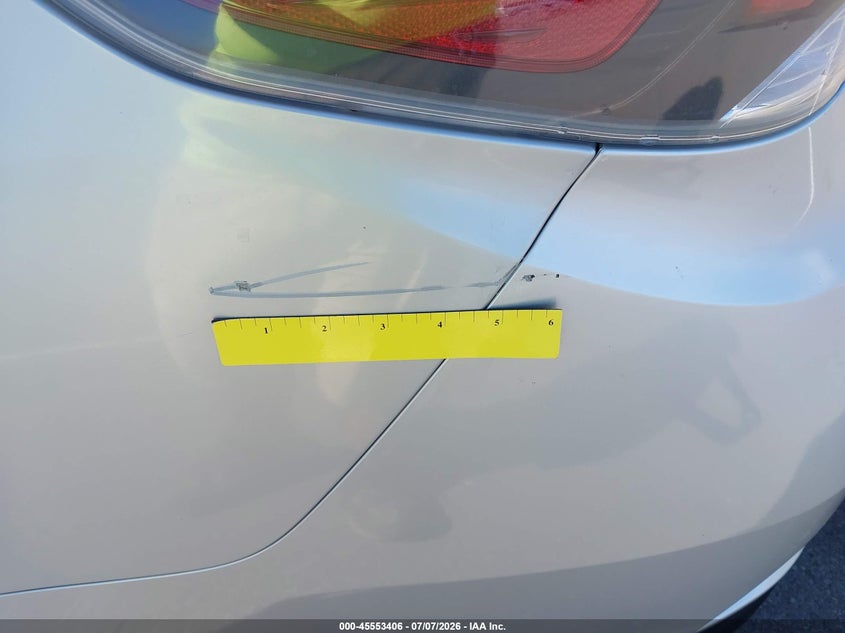2018 Hyundai Sonata hybrid VIN KMHE24L38JA084136 IAAI salvage auction — NORMAL WEAR, Sf97 (Hawaii), sold $6,100 on 2026-07-28 (photo 6)