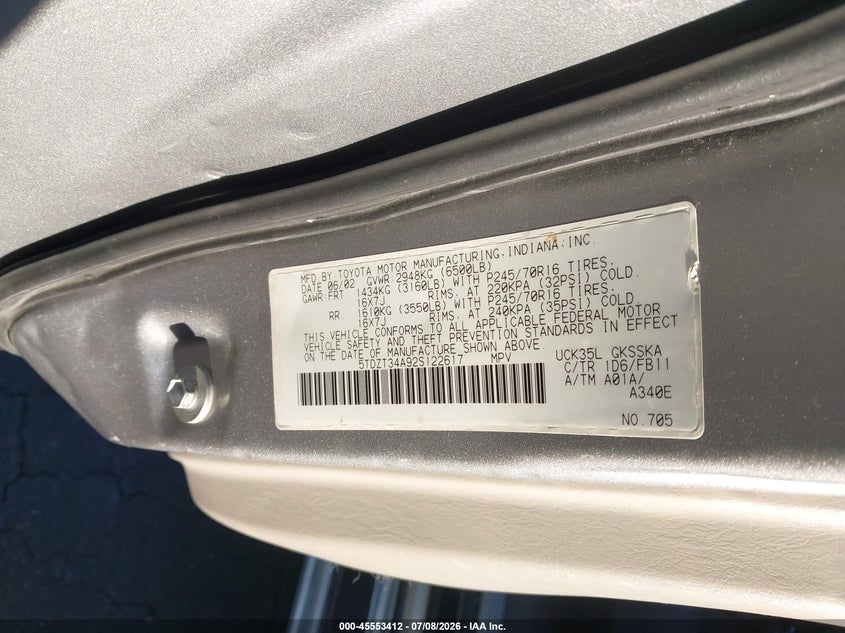 2002 Toyota Sequoia VIN 5TDZT34A92S122617 IAAI salvage auction — RIGHT FRONT, Salvage Certificate (California), sold $975 on 2026-07-12 (photo 9)